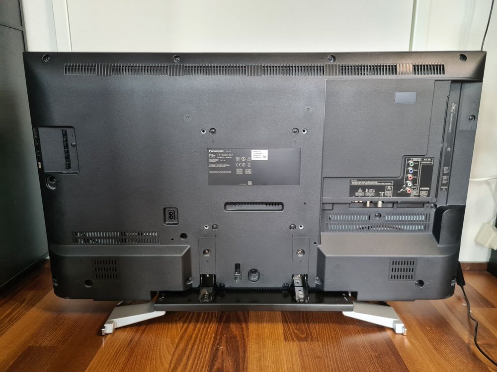 Panasonic LED TV (40 Zoll) Kaufen auf Ricardo