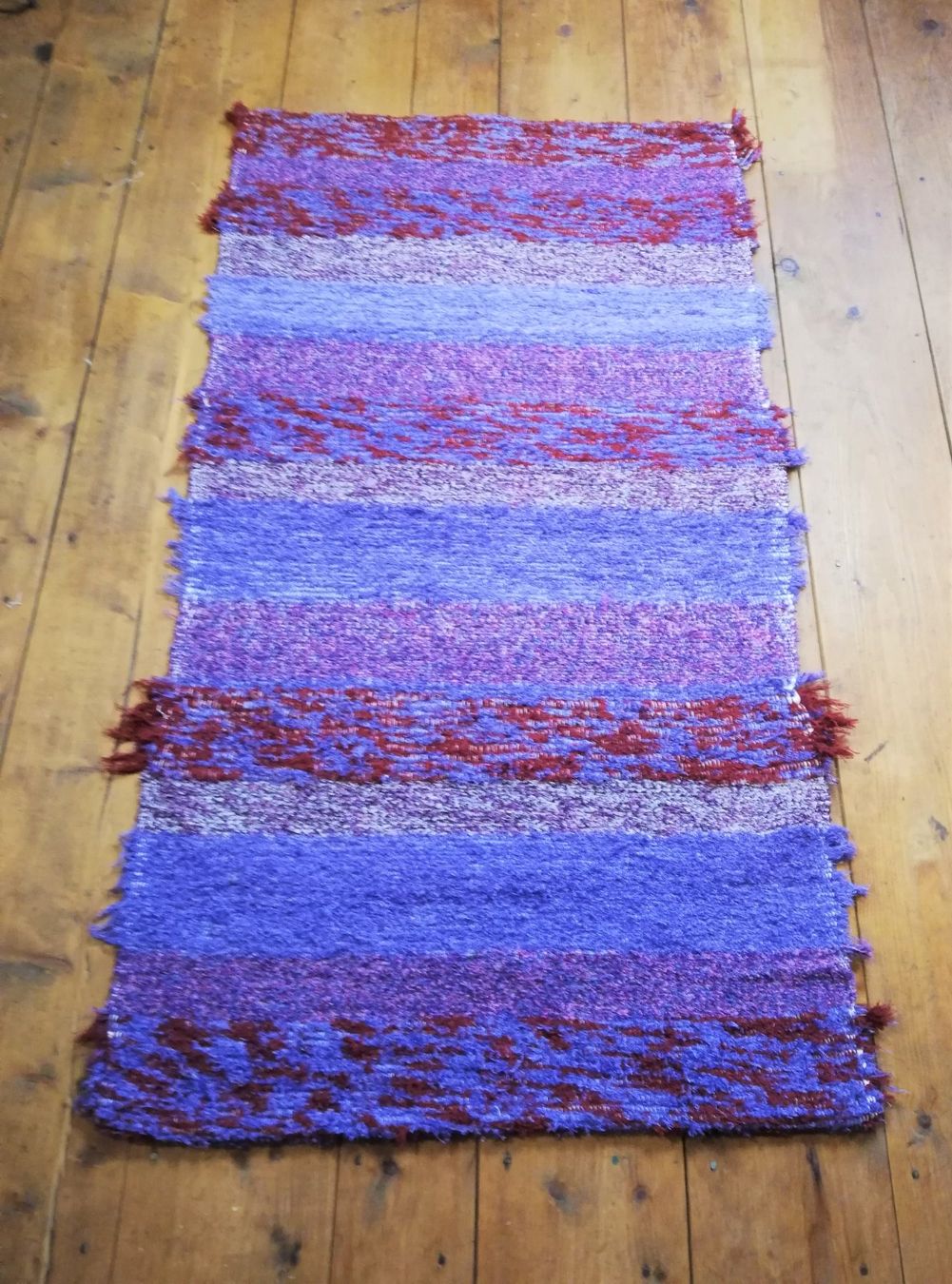 Tappeti: Schöner Wollteppich gestreift ca. 70x125cm – Nuovo e nell'imballaggio originale da Bremgarten AG venduto da Deseodec