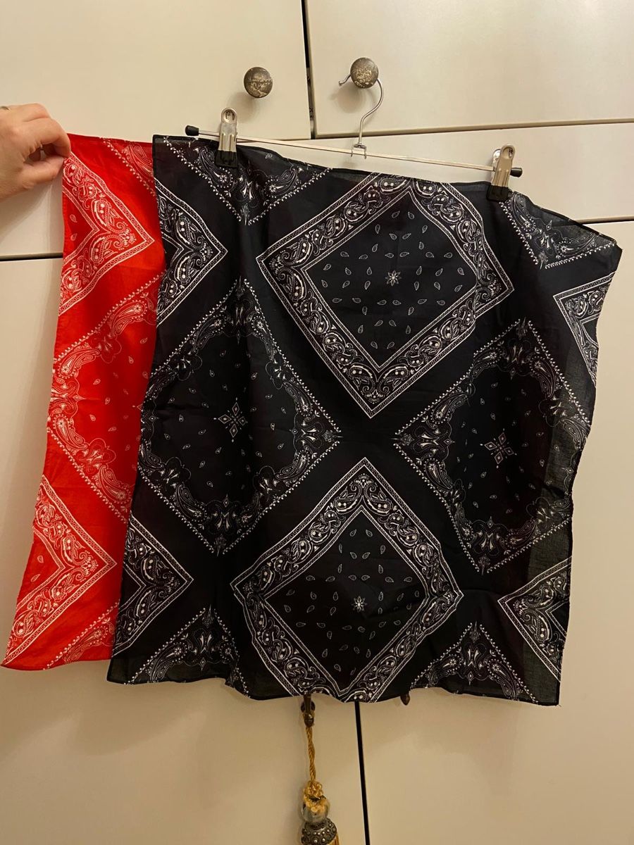 Foulards, Tücher & Schals: Bandanas im 2 Set – Neu (gemäss Beschreibung) aus Dübendorf von Sebashop