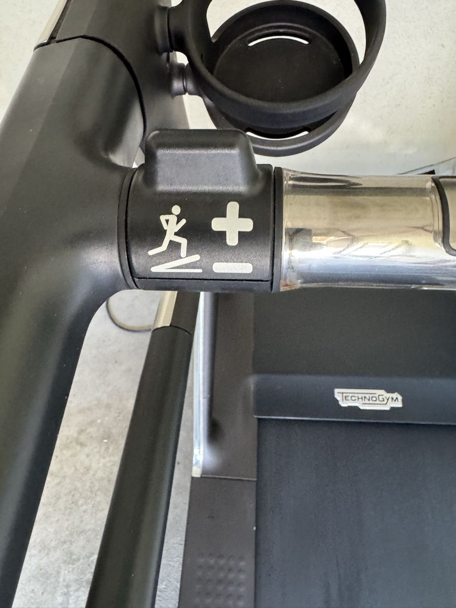 Technogym Hometrainer: Technogym Laufband RUN PERSONAL – Usato da St. Margrethen SG venduto da taf_alb 7