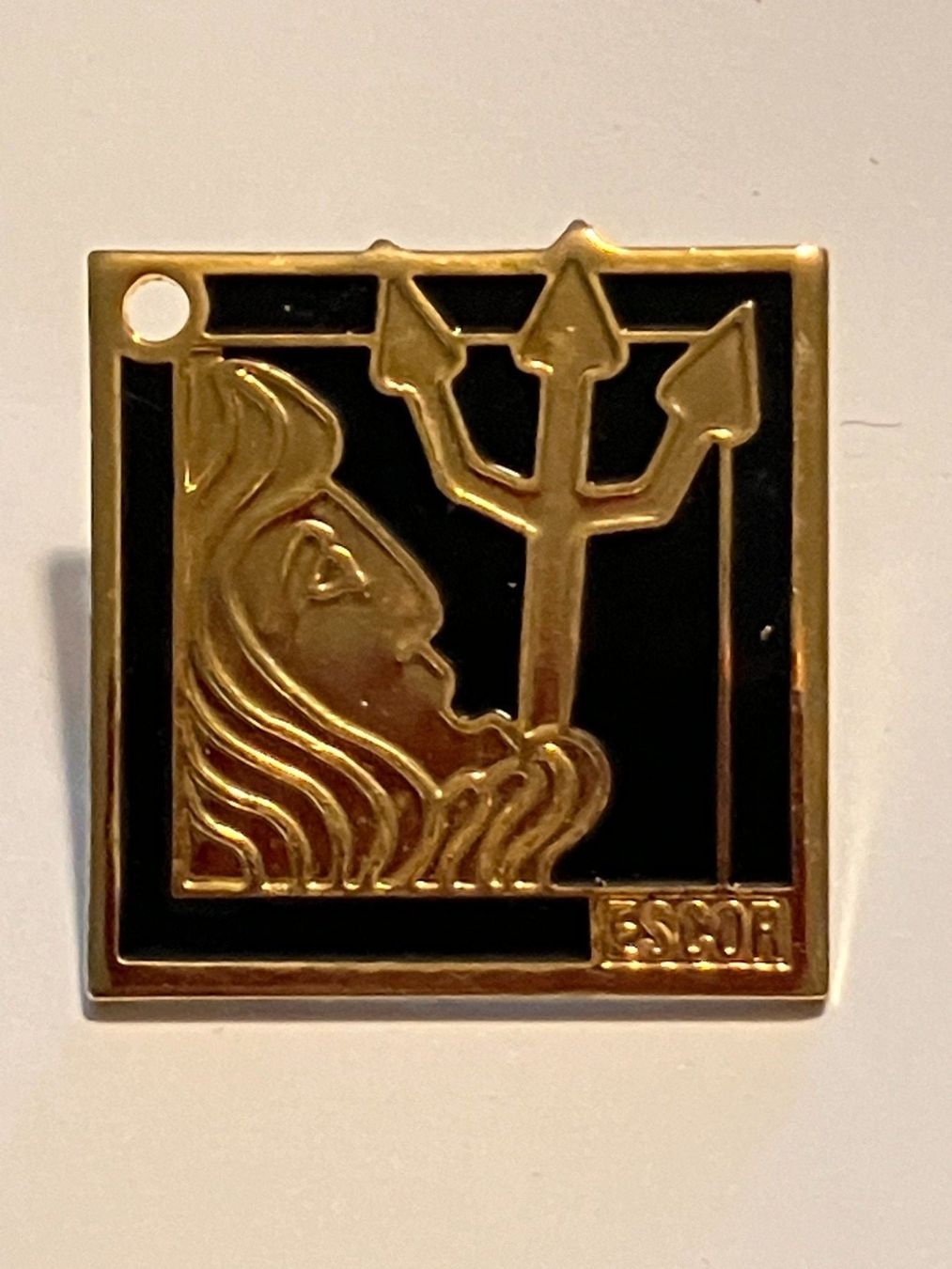 Plaquettes & Badges: 1 Pin Escor Wassermann – D'occasion à Basel par djwwpp