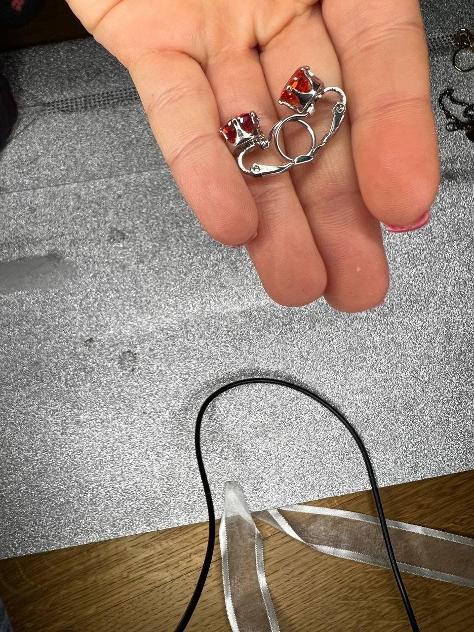 Orecchini pendenti & Orecchini a lobo: Ring +Ohrringen – Usato da Riehen venduto da edu_92w7