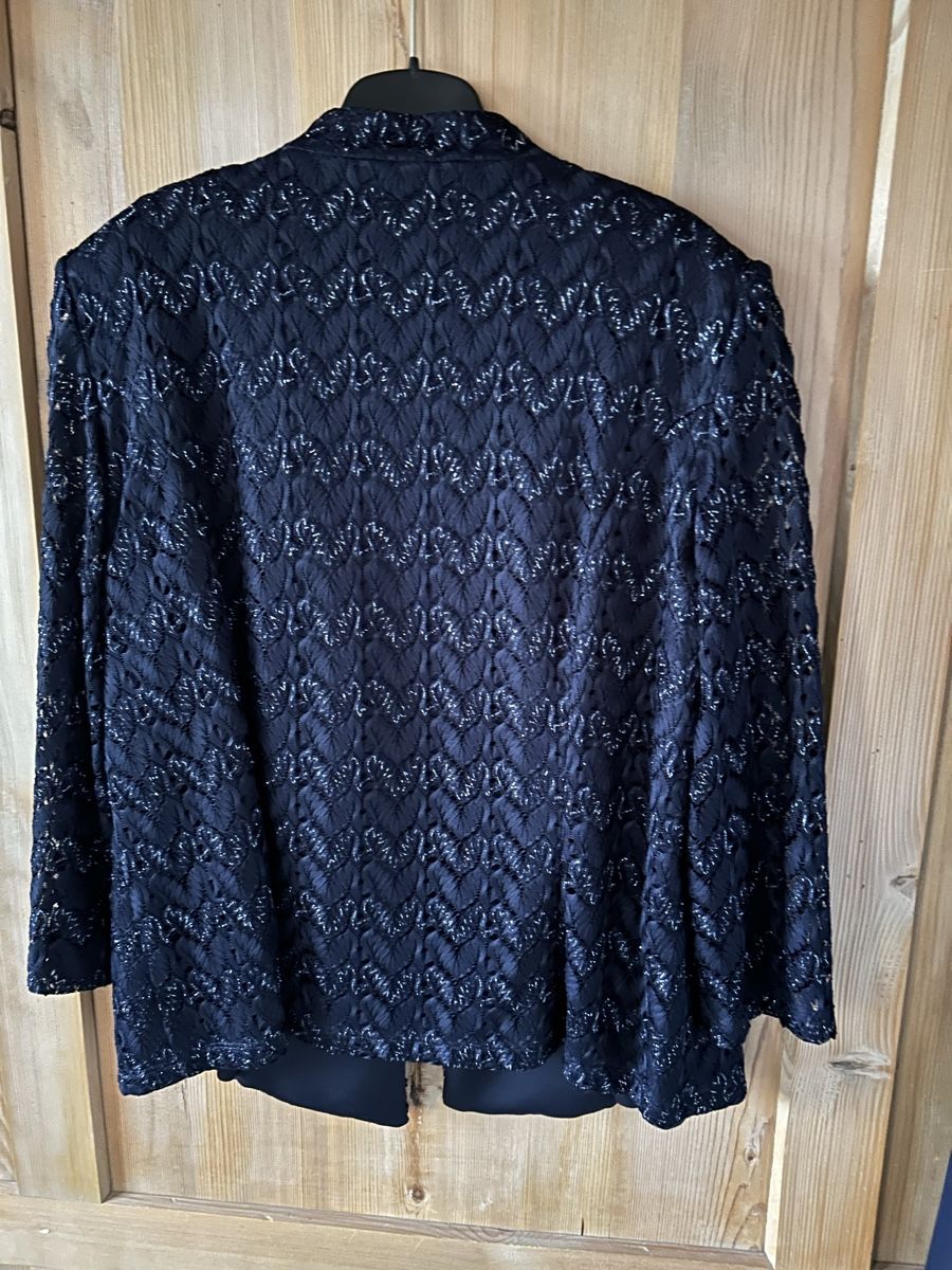Costumi: Kleid 3 teilig – Usato da Weier im Emmental venduto da lempo 8