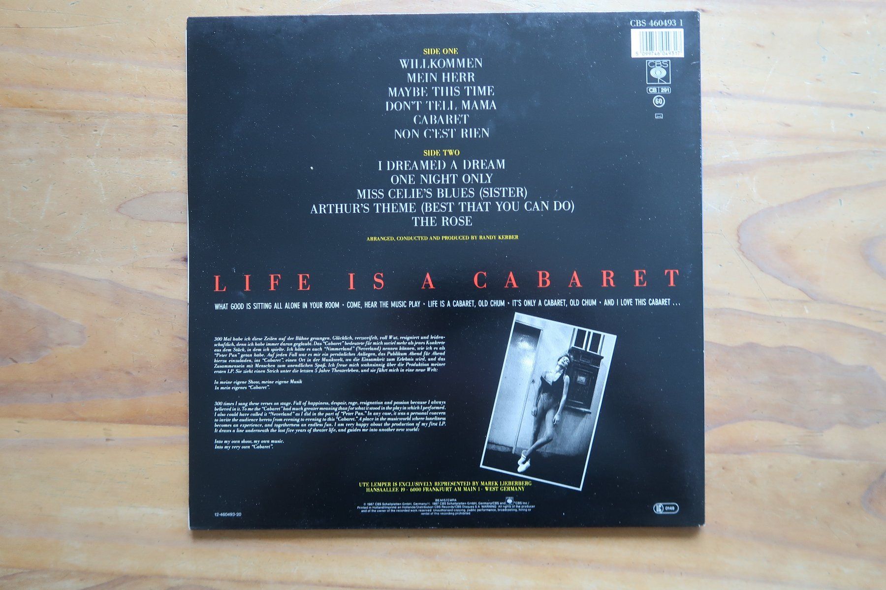 Vinyles: UTE LEMPER - LIFE IS A CABARET - VINYL LP – D'occasion à Basel par Patiscat 1
