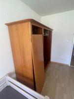 Schrank aus Holz