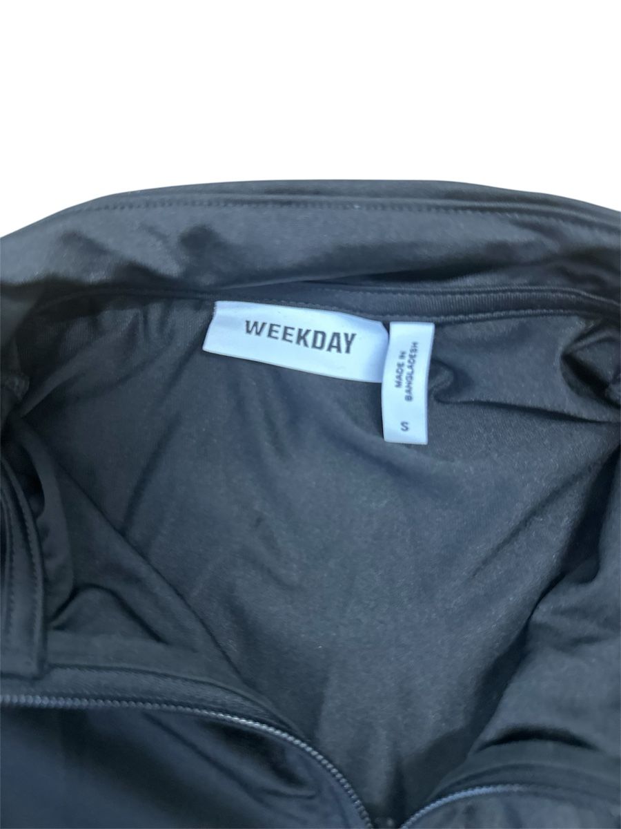 Weekday Tops: Top – Gebraucht aus Buochs von zukkias 1