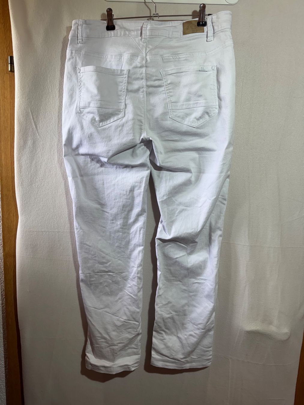 Jeans: Weisse Jeans von Chicoree Gr. 40 – Usato da Grosswangen venduto da second_hand_dress 4