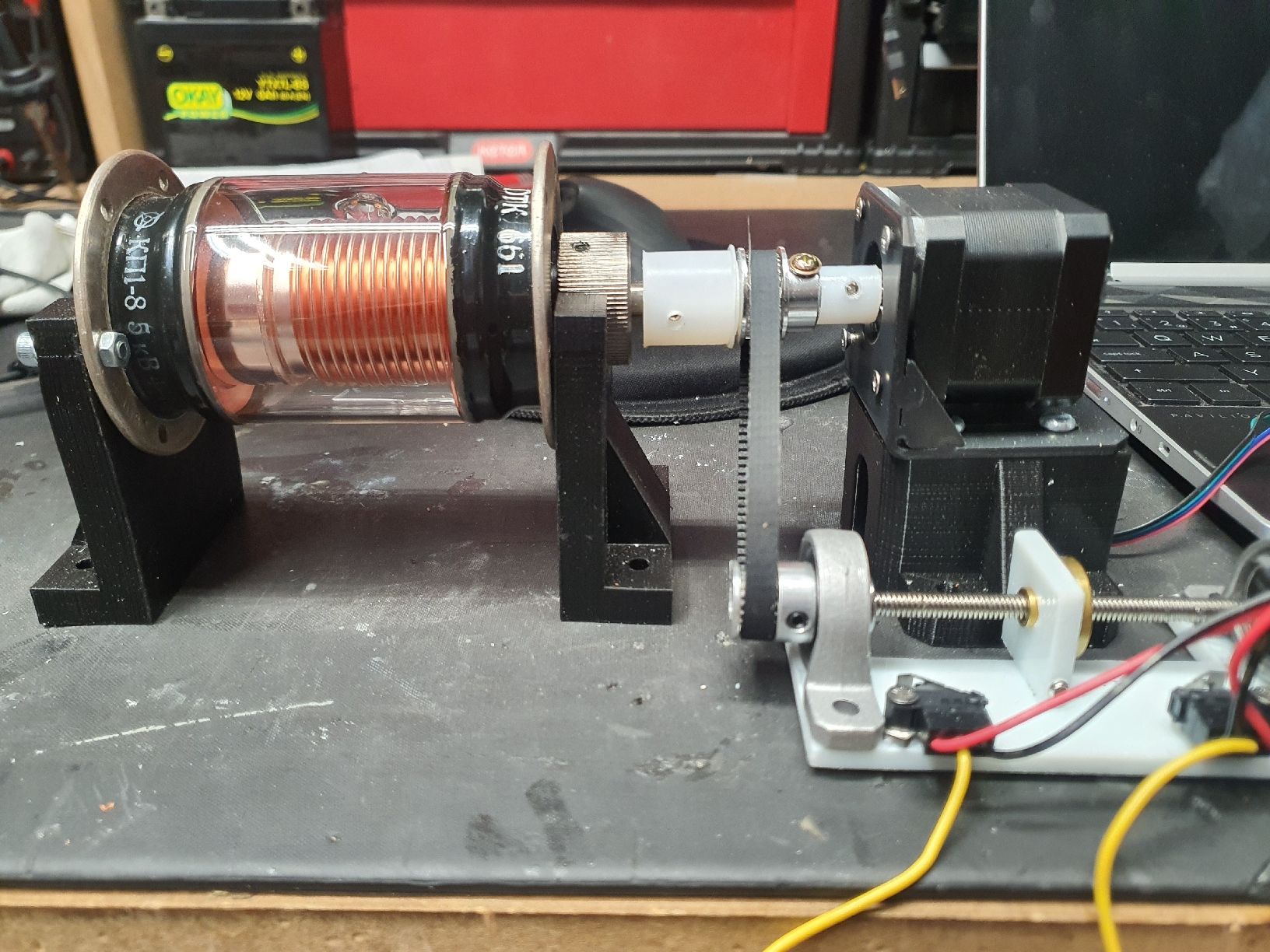 Technique de radiocom: Vacuumkondensator – D'occasion à Holziken par Bigbuddha