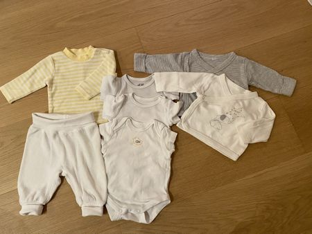 Cute Baby Clothes Bundle Newborn, Size 50/56