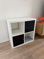 Quadratisches weisses Ikea Regal