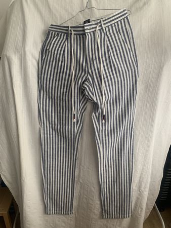 Lässige Herren-Sommerhosen, Blaugestreift, Grösse 38 (FR)