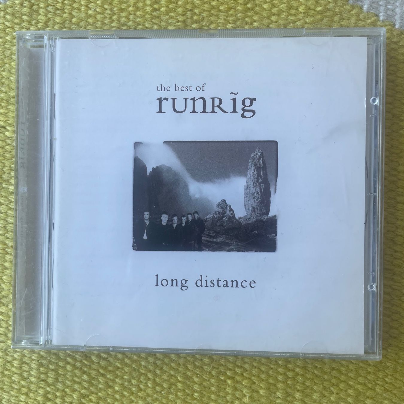 CDs: RUNRIG-BEST OF LONG DISTANCE – Gebraucht aus Rorschacherberg von CD-Roli