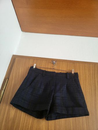 Short MAJE en laine à carreaux, taille 36/38 - Parfait