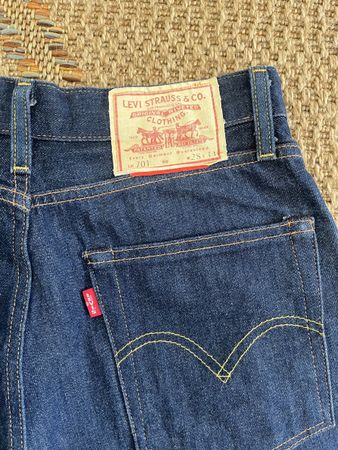 Levi's 701 Jeans, Grösse W28 L34, NEU ungetragen