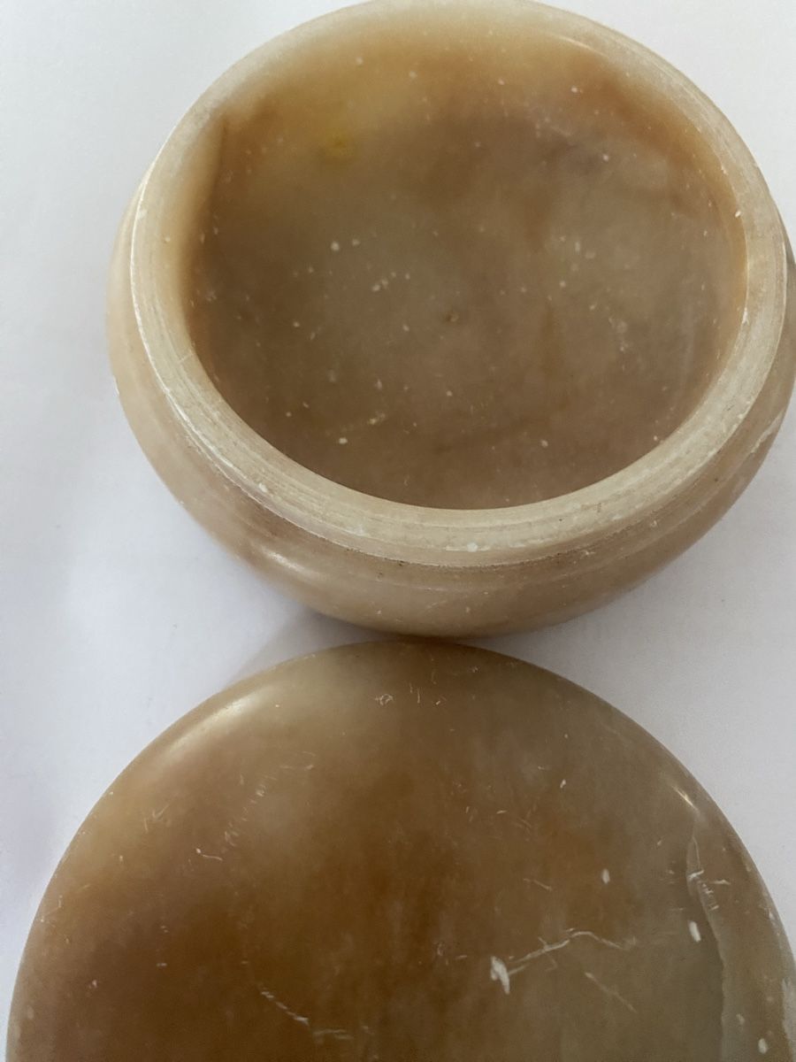 Tutte le decorazioni: Onyx Dose, Schatulle, Valodi Nemes, Budapest – Usato da Baden venduto da swiss-alps 2