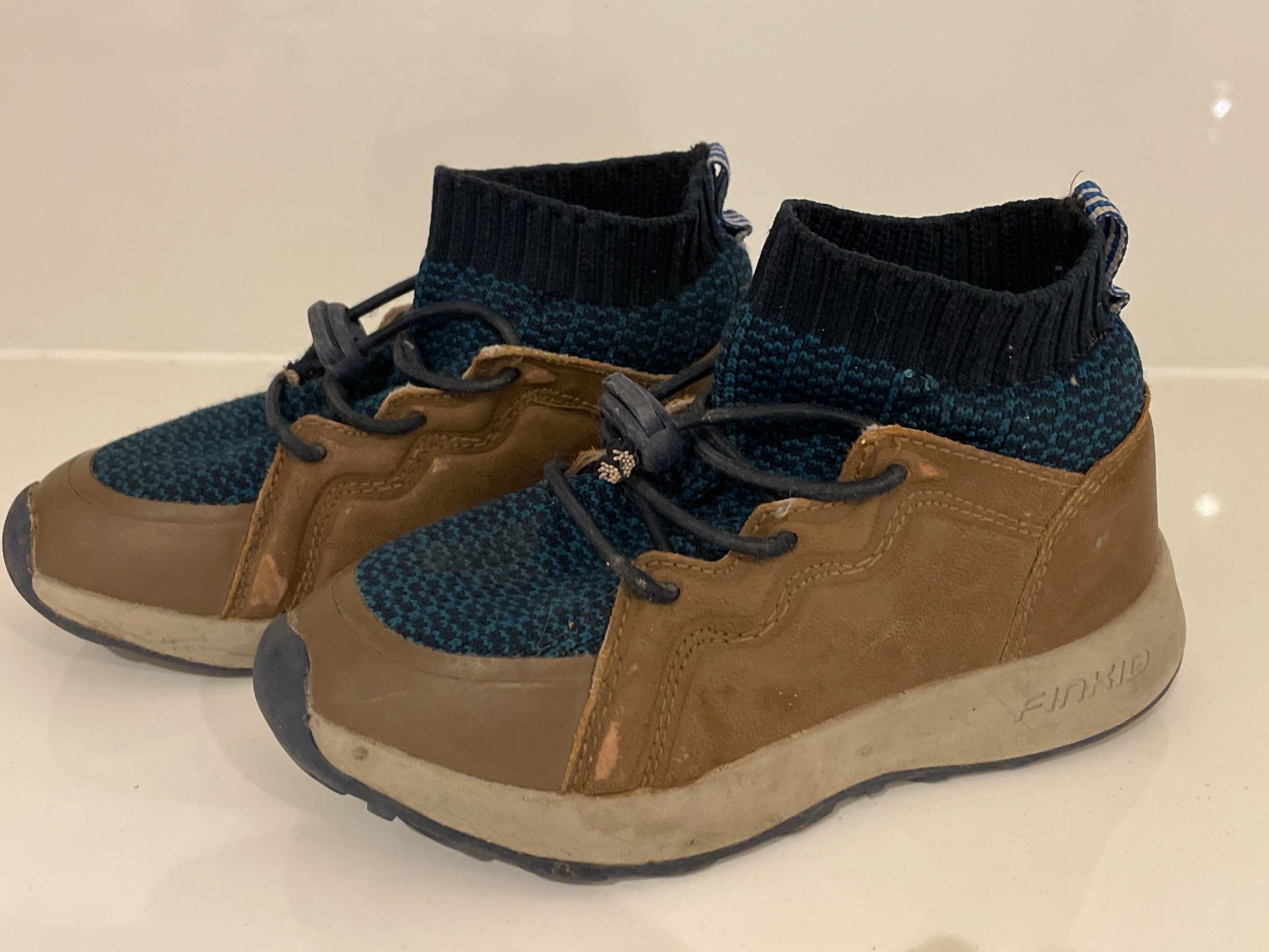 Finkid Scarpe per ragazzi: FINKID Sneakers Gr. 26 – Usato da Frasnacht venduto da GracyStore
