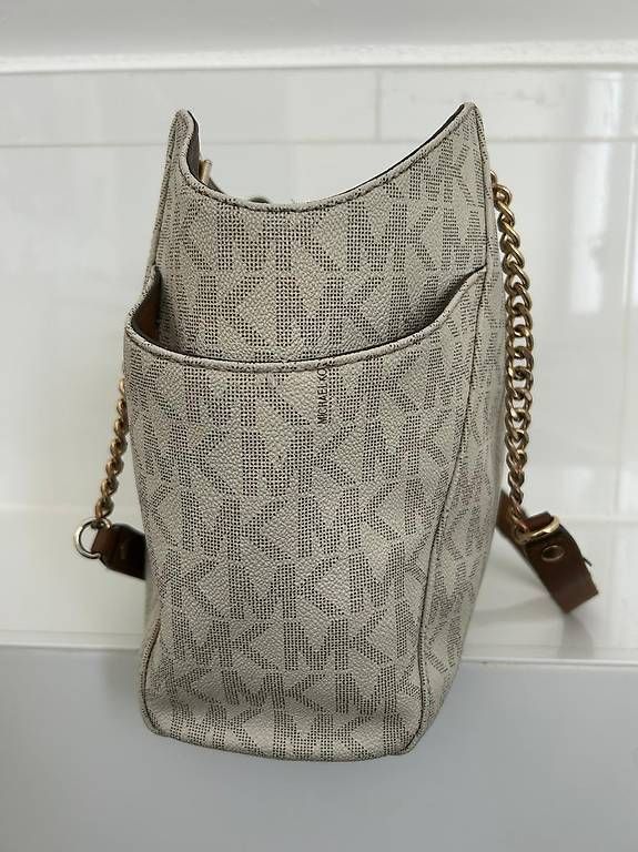 Michael Kors Taschen für Damen: Magnifique sac Michael Kors – Gebraucht aus Aubonne von italforever 2