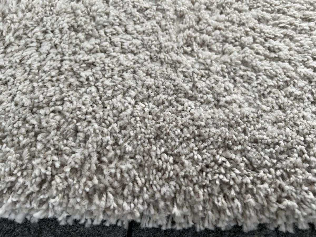 Teppiche: Teppich – Gebraucht aus Frick von SingSing00 1