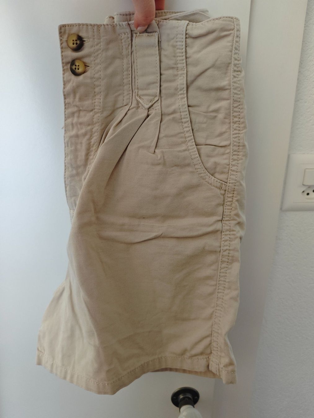 Pantalons: Short – D'occasion à Hermenches par kar_zj5h 1