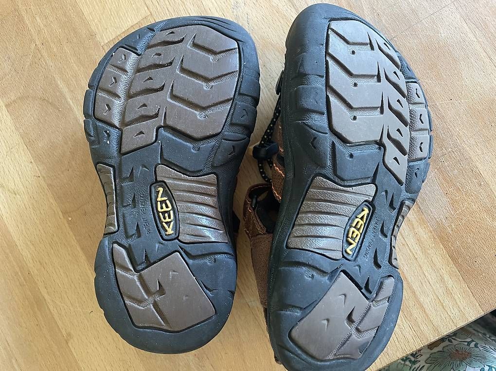 Scarpe per ragazzi: Keen Sandalen 29 – Usato da Jona venduto da tukan80 3