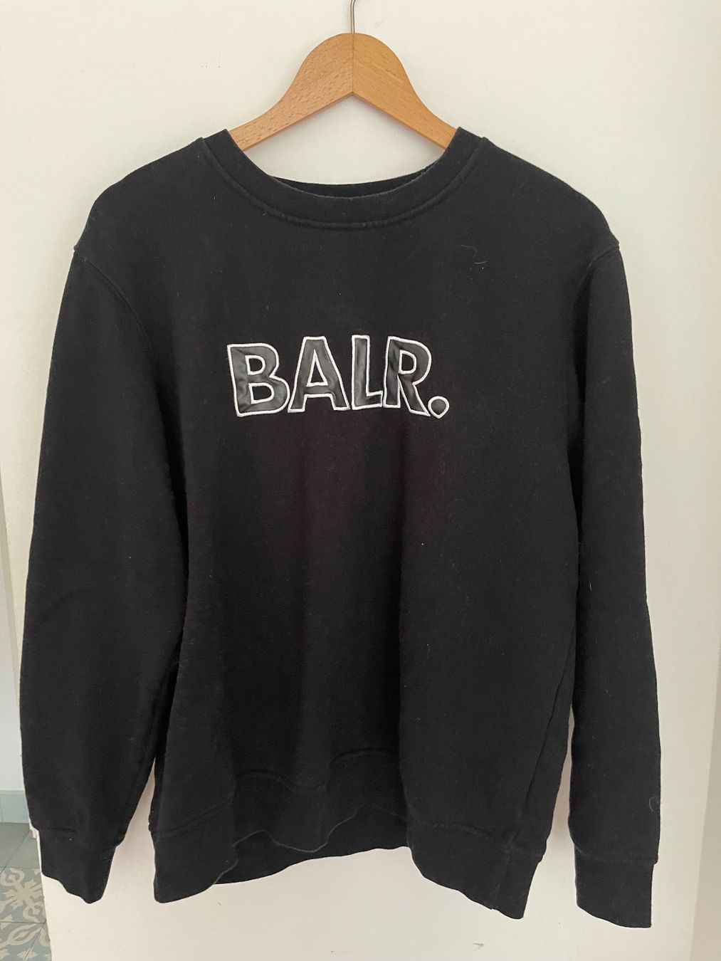 Pullover & Sweatshirts: Balr. Designer Fussball Pullover Grösse L mit Box – Gebraucht aus Nussbaumen AG von HelenaDavid1910