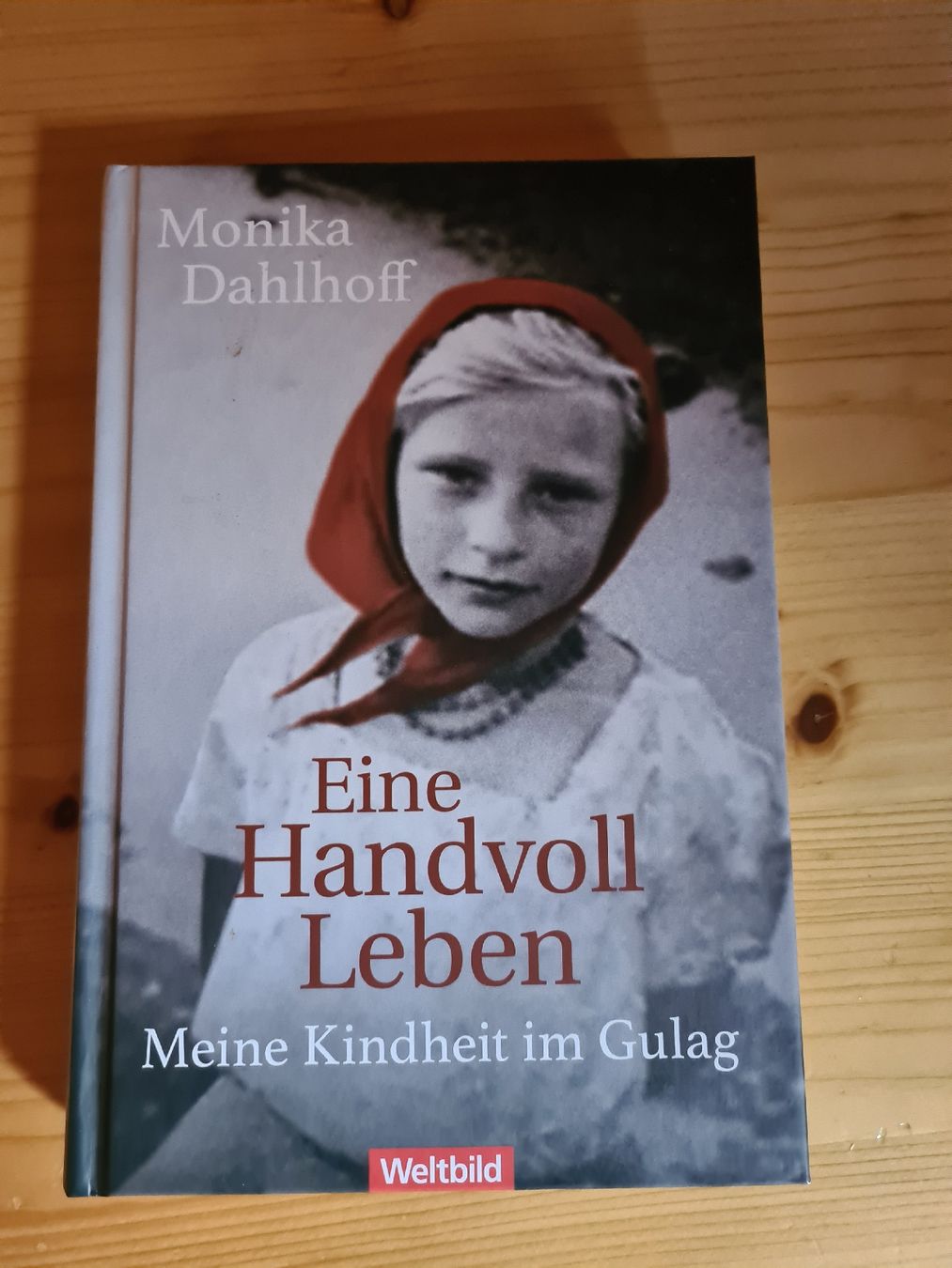 Libri: Monika Dahlhoff "Eine Handvoll Leben " – Usato da frutigen venduto da Plethora14