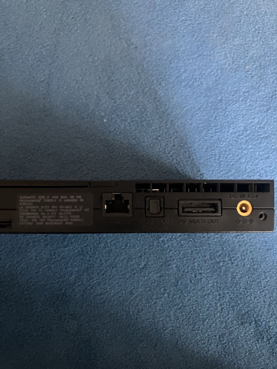 Sony Console: PS2 Slim – Usato da Chur venduto da GC190 3