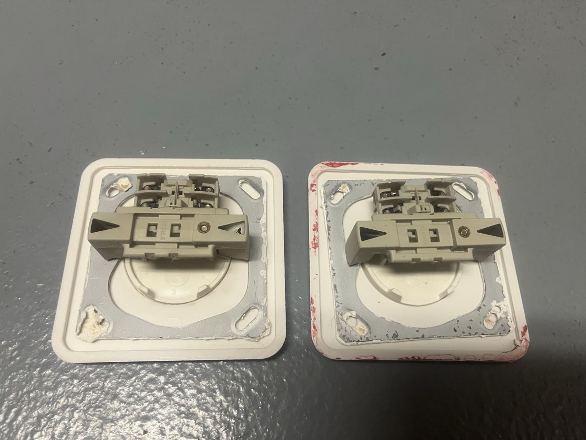 Stecker: Levy Classic 2 x TT 83 Steckdose UP – Gebraucht aus Münchenstein von pricehouse 1