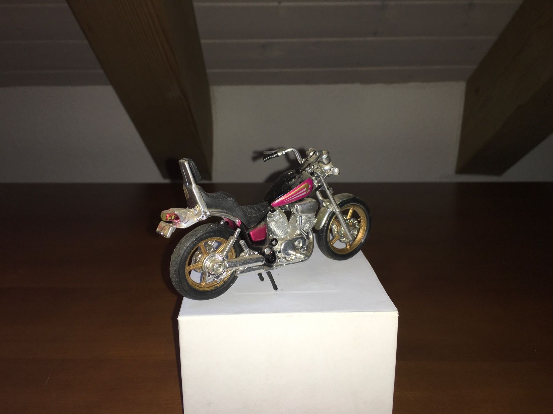 Maisto Modellini d'auto: Chopper 1/18 Töff - Motorrad – Usato da Wohlen AG venduto da PrivatSammlung 1
