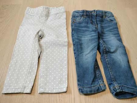2x Hosen (1x Jeans) Grösse 74/80