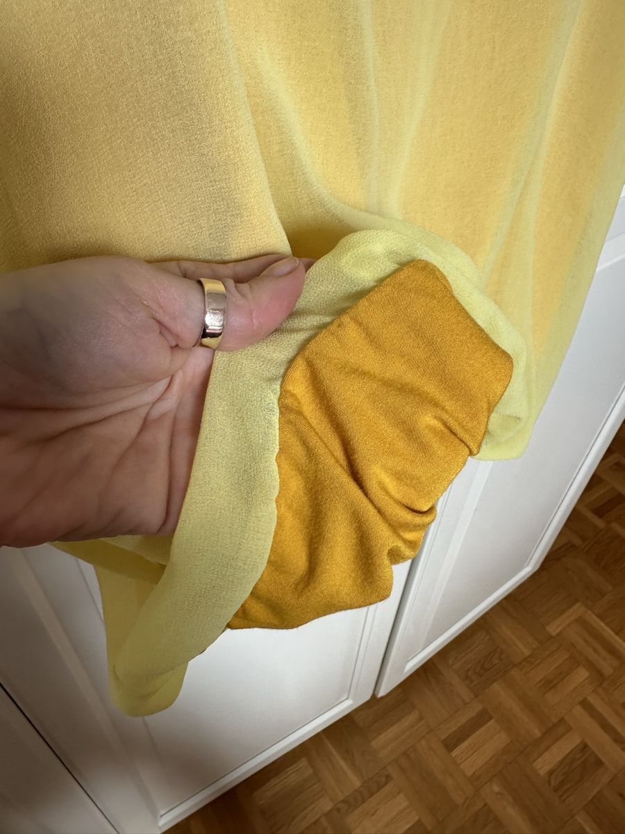 Camicette: Jolie blouse – Usato da Savagnier venduto da Pivovar2 3