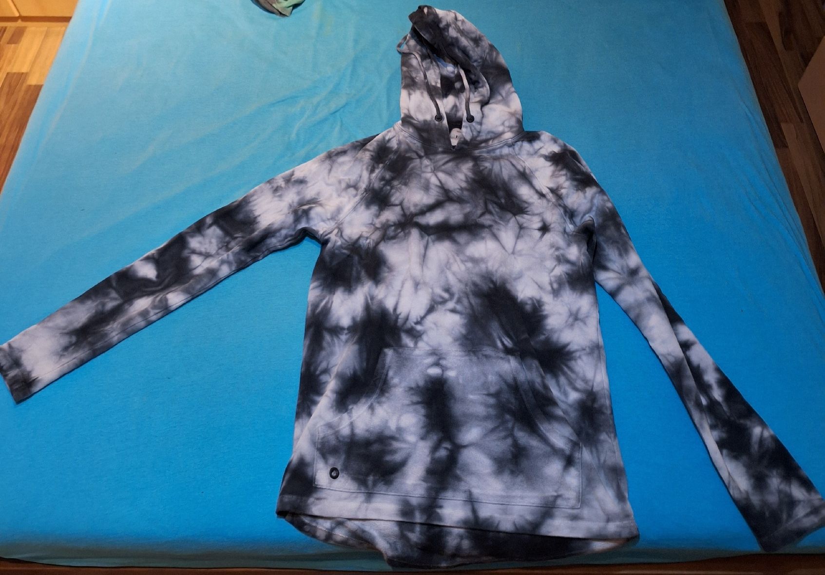 Maglioni & Felpe: Pullover Rebel Hoodie, Graffitimuster, Gr. S, Top Zustand – Nuovo (secondo la descrizione) da Volketswil venduto da nibin99 1
