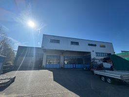 elektrisches Industrie-Sektionaltor für Industrie und Garage