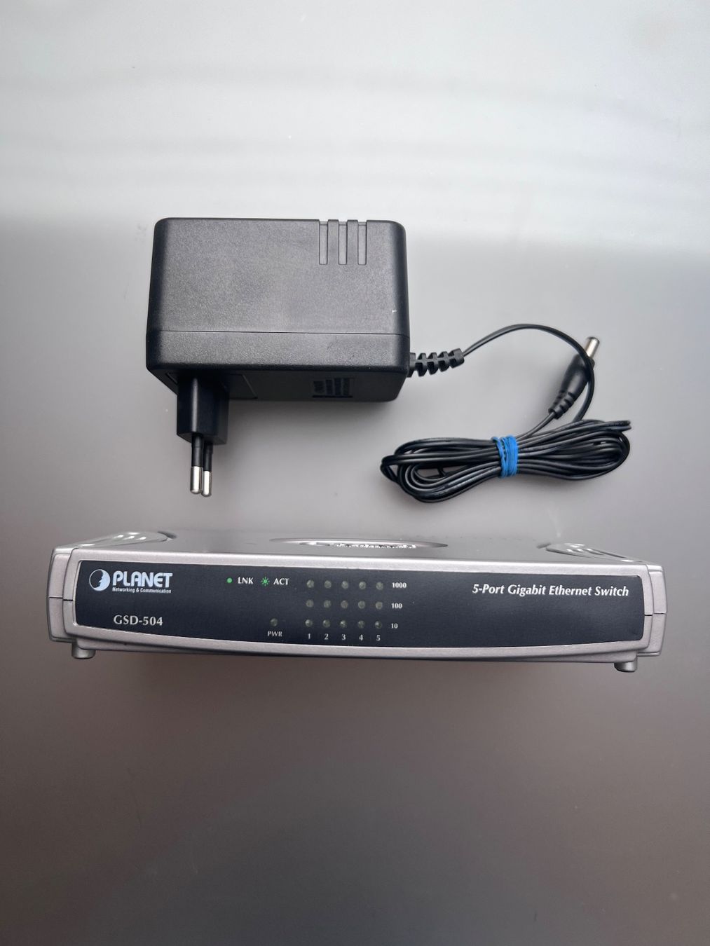 Hub & Switch: Gigabit Switch – Usato da Root venduto da Tech-Nick 1