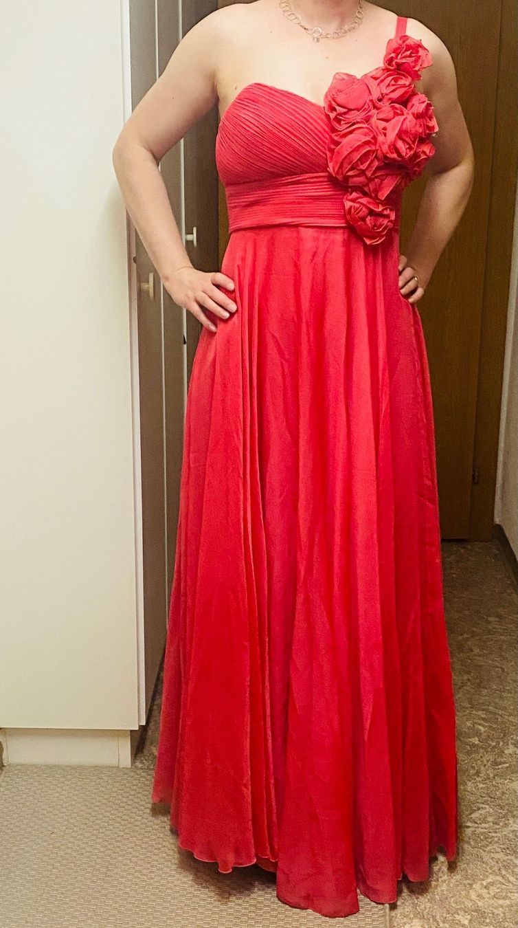 Vestiti: Festkleid – Usato da Bürglen TG venduto da hal_89hn