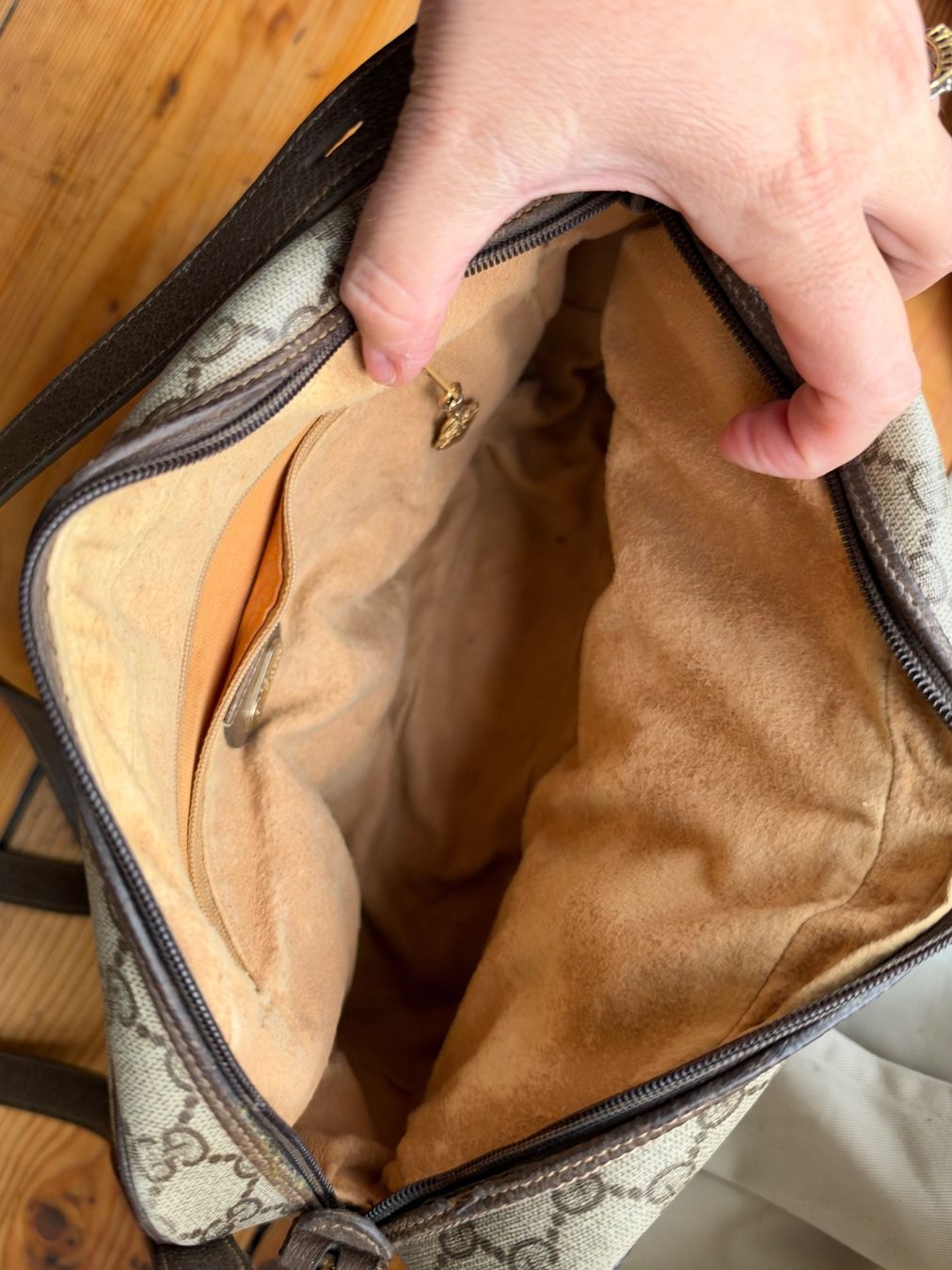 Gucci Sacs femmes: Gucci Umhängetasche – D'occasion à Winterthur par lujane 9