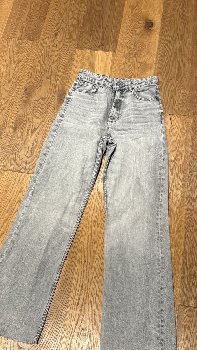 Zara Jeans: Graue Zara Jeans – Usato da Urdorf venduto da mosi_vintage