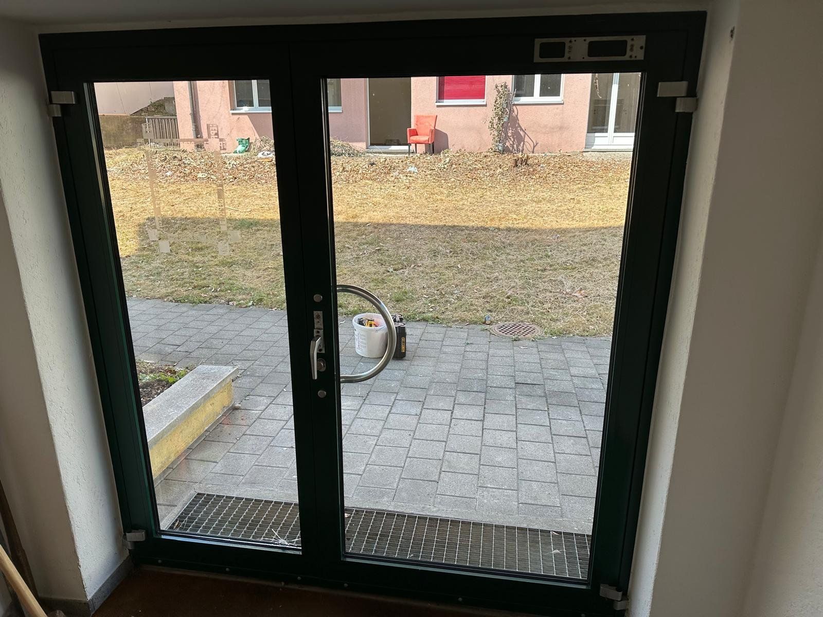 Porte: Haustüre Aluminium – Usato da Spreitenbach venduto da Space_X 5