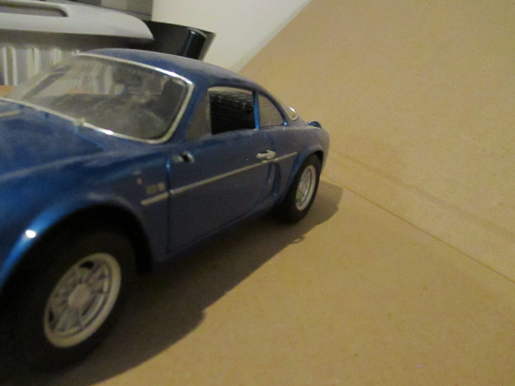 Renault Modellini d'auto: Renault Alpine A110 1600 Diorama defekt – Difettoso da Felsberg venduto da sanwill 2