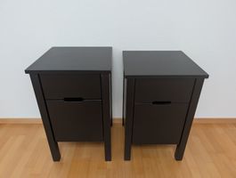 Set aus 2x moderne Nachttische in Schwarz-Braun / Dunkelbrau