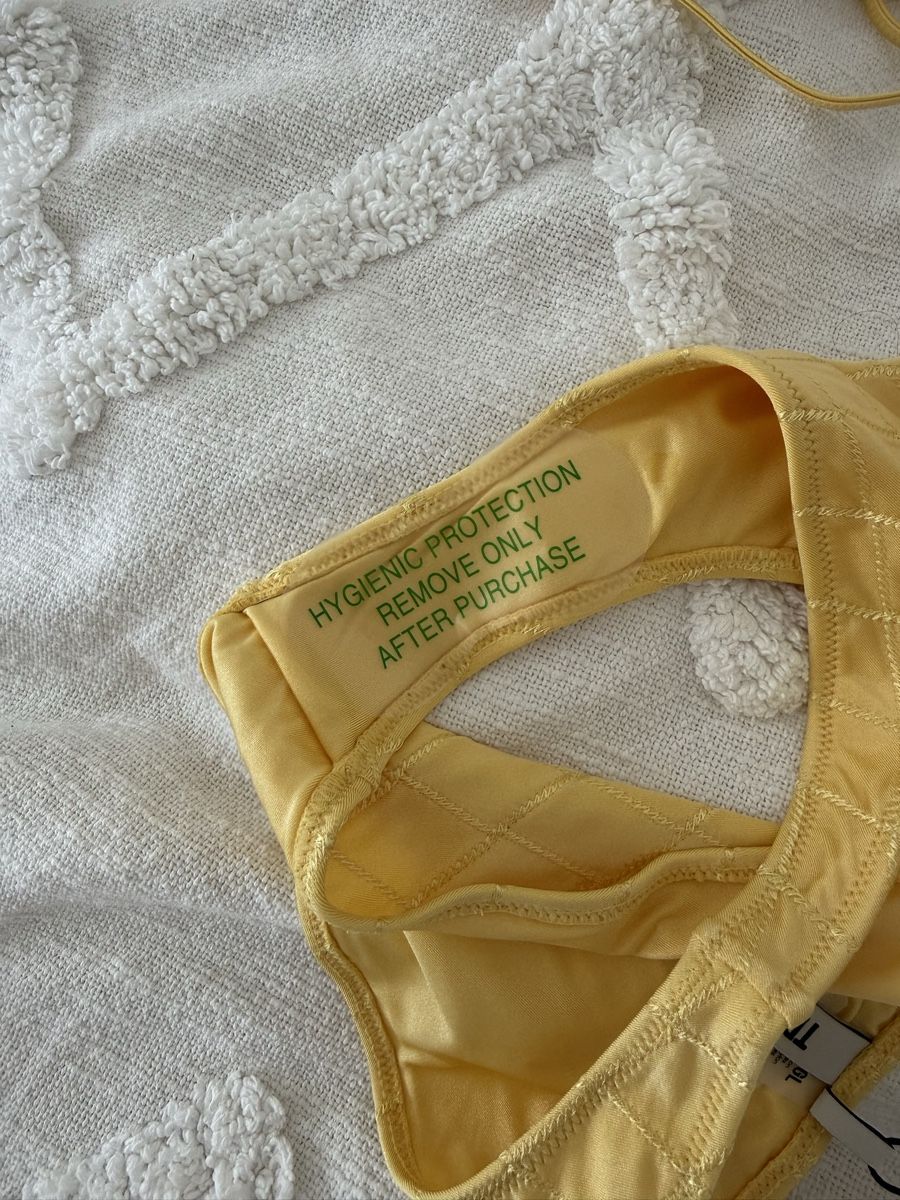 Costumi da bagno & Bikini: Triangl bikini, NEU, S-M – Nuovo e nell'imballaggio originale da Thalwil venduto da don_vq7l 4