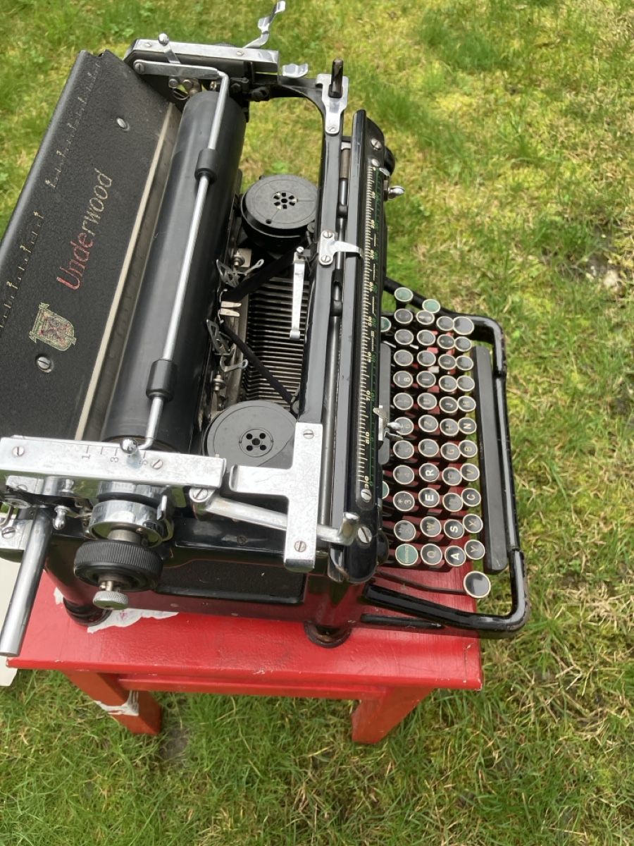 Underwood Schreibmaschinen: Schreibmaschine – Gebraucht aus Grabs von schlegel63 4