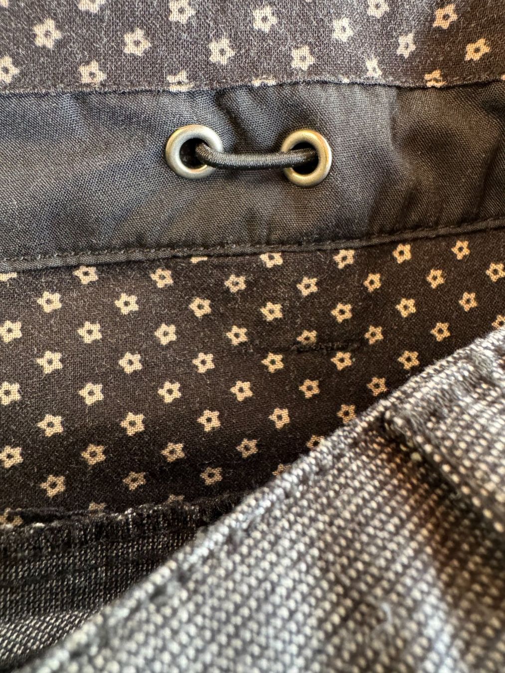 Nile Pantaloni: Schwarze-graue Hose von Nile – Nuovo (secondo la descrizione) da Stäfa venduto da Mofi8712 9