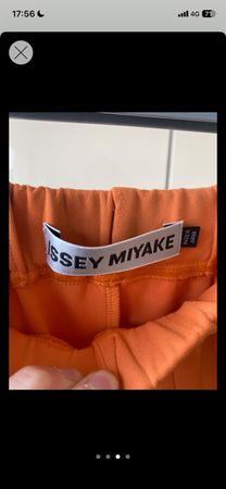 Issey Miyake Hose orange neuwertiger Zustand