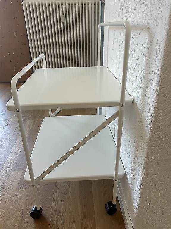 Dessertes: serving cart/trolley – D'occasion à Basel par val_h2tc 1