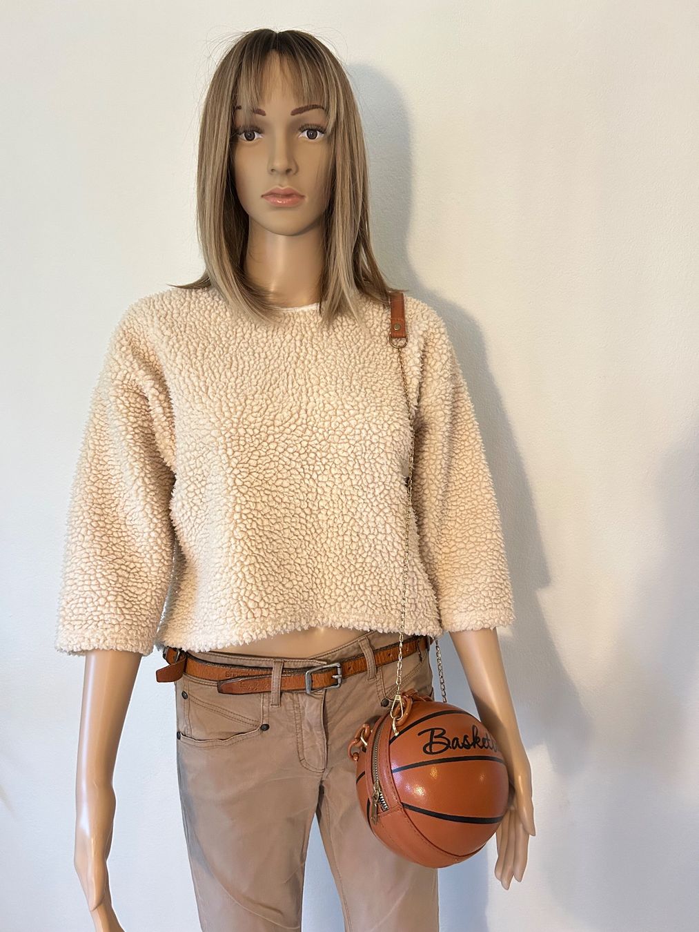 Maglioni & Felpe: Cozy Teddy Sweater - Perfect for Fall – Usato da Saland venduto da ele_vc96 1
