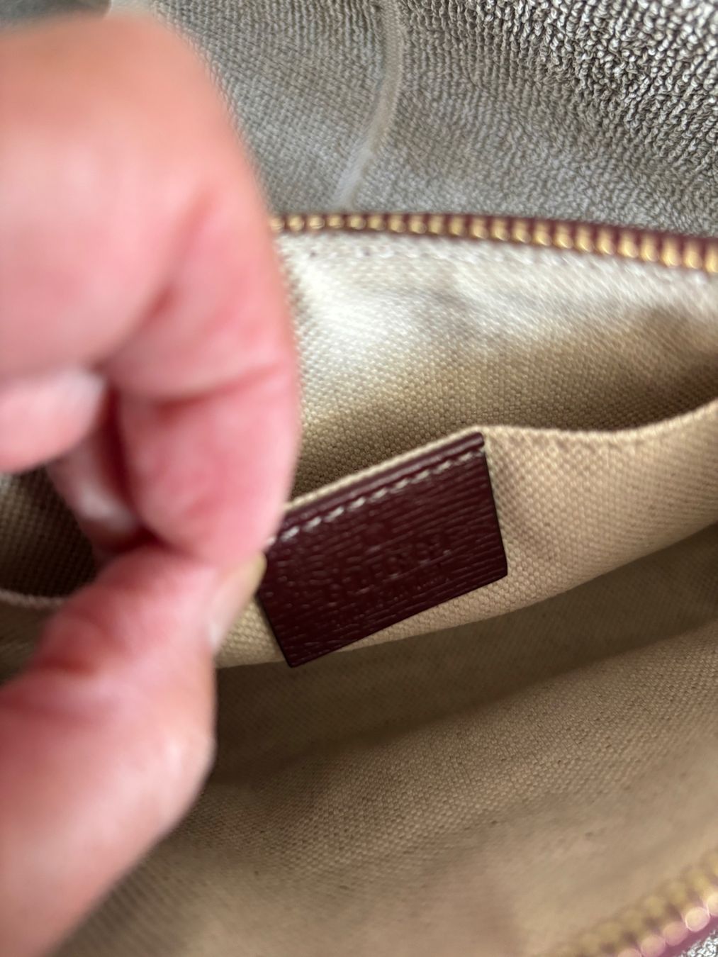 Gucci Portamonete: Pochette GUCCI original cuir – Nuovo (secondo la descrizione) da Saignelégier venduto da teres27 3