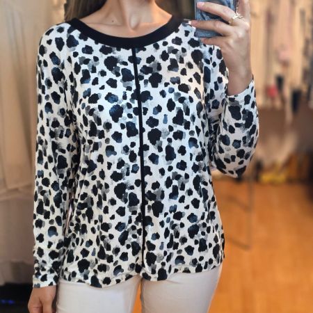 🤍 Elegante und sehr bequeme Bluse mit modernem Leo-Muster