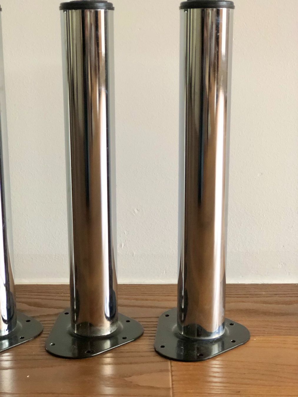 Autre mobilier: Tischbeine – D'occasion à Rapperswil SG par Shkelzen8805 1