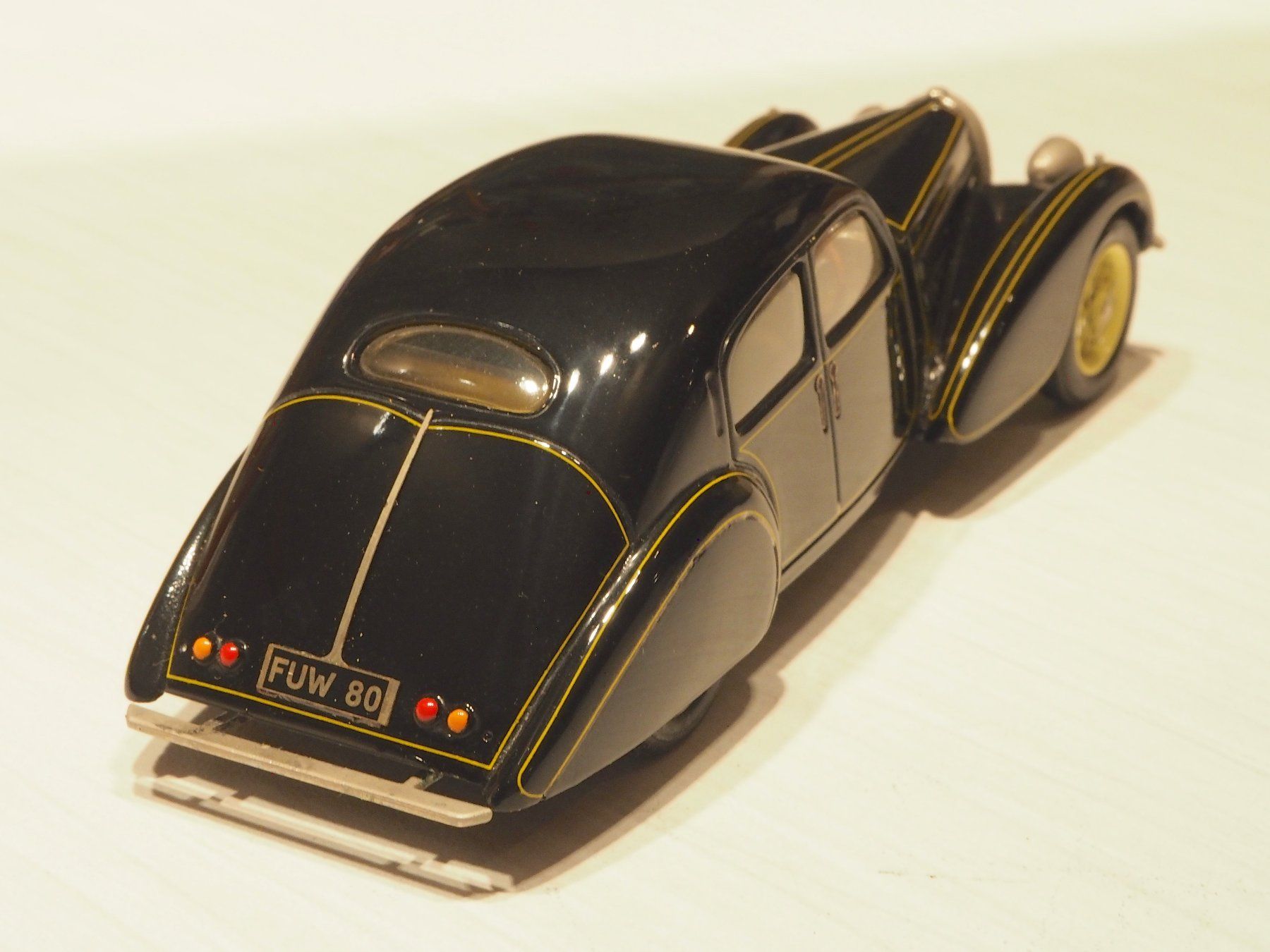 Bugatti Modellautos: Bugatti Type 57 Cholmondley - Vroom – Gebraucht aus Winterthur von 602ccm 2